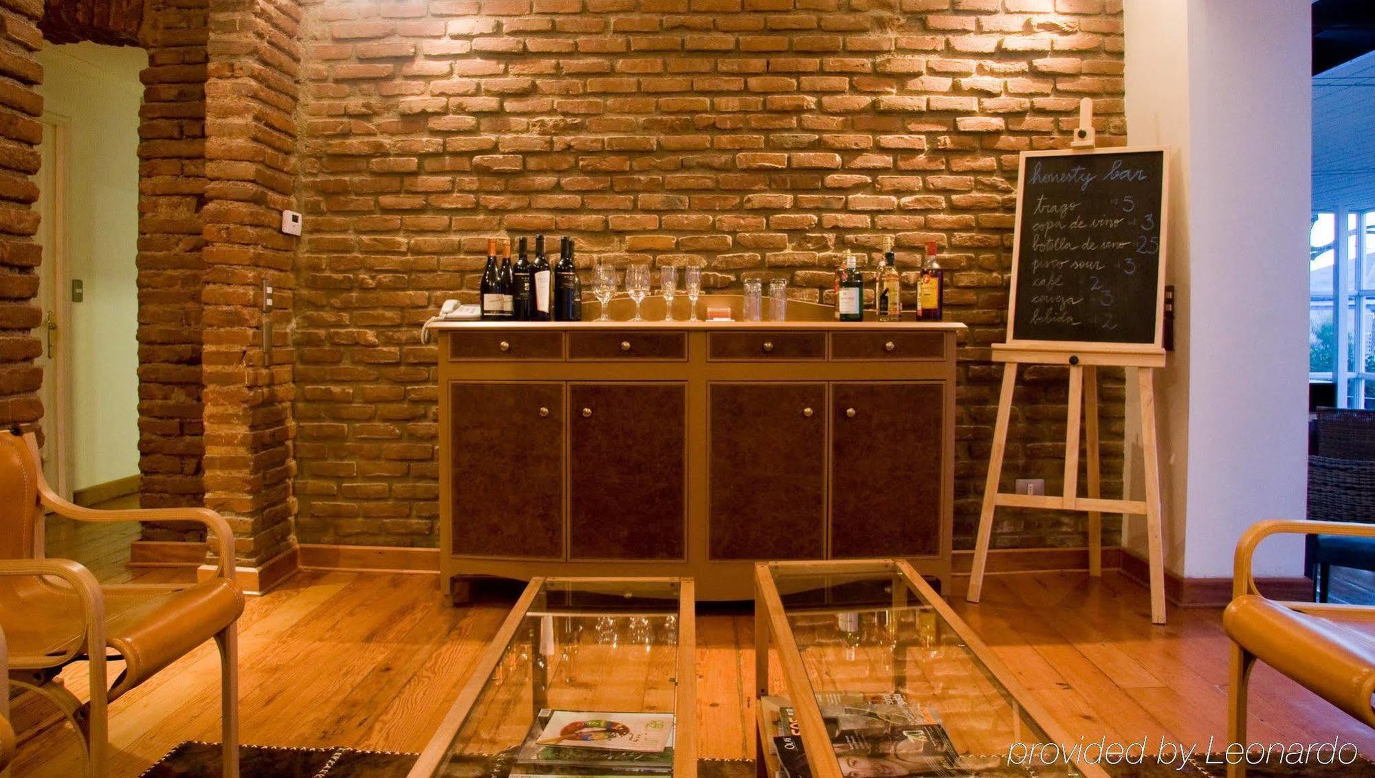 Zerohotel Valparaiso Restoran gambar